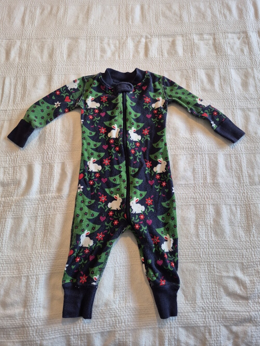 Hanna Andersson girls 60 or 3-6 months holiday pajama has some fade GUC